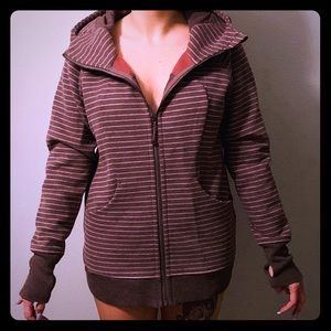 Lululemon scuba zip jacket sz 10 Raspberry stripe